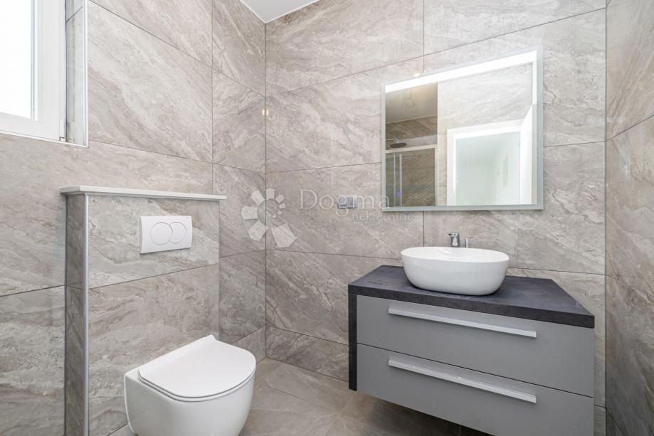 Hiša Malinska, Malinska-Dubašnica, 162m2