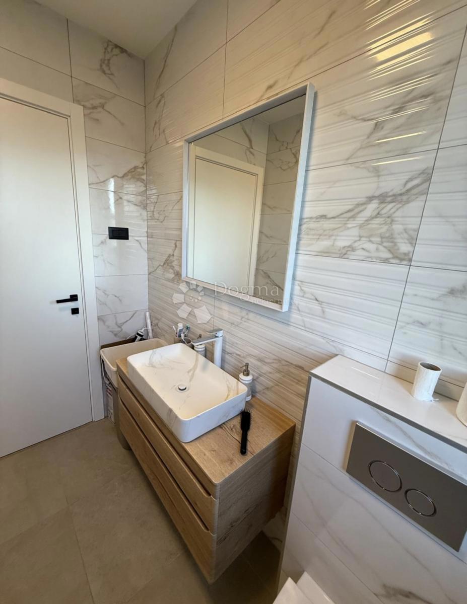 Apartma Sukošan, 48m2