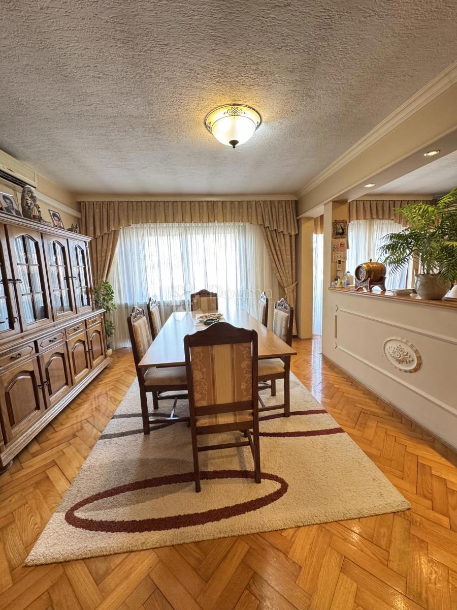 Hiša Brestje, Sesvete, 425,33m2