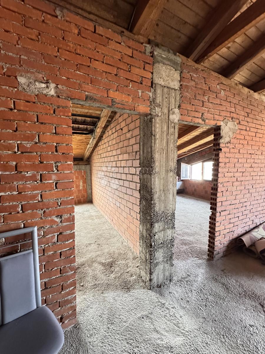 Hiša Brestje, Sesvete, 425,33m2