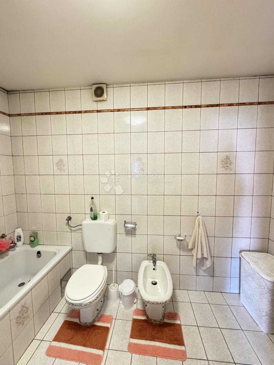 Hiša Brestje, Sesvete, 425,33m2