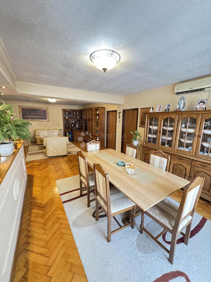 Hiša Brestje, Sesvete, 425,33m2