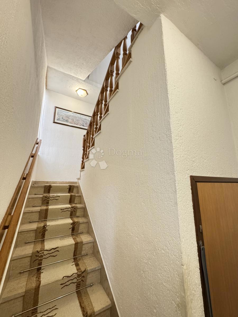 Hiša Brestje, Sesvete, 425,33m2