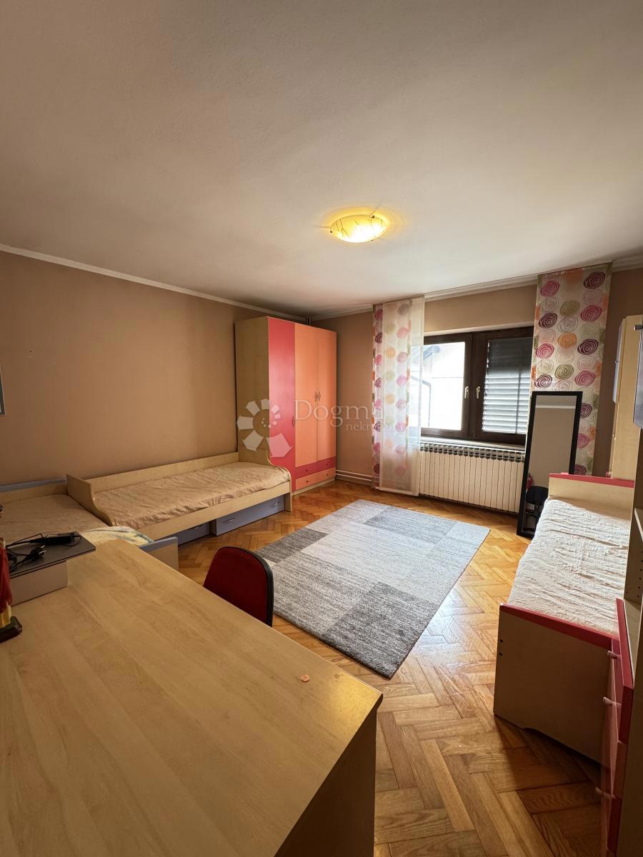 Hiša Brestje, Sesvete, 425,33m2