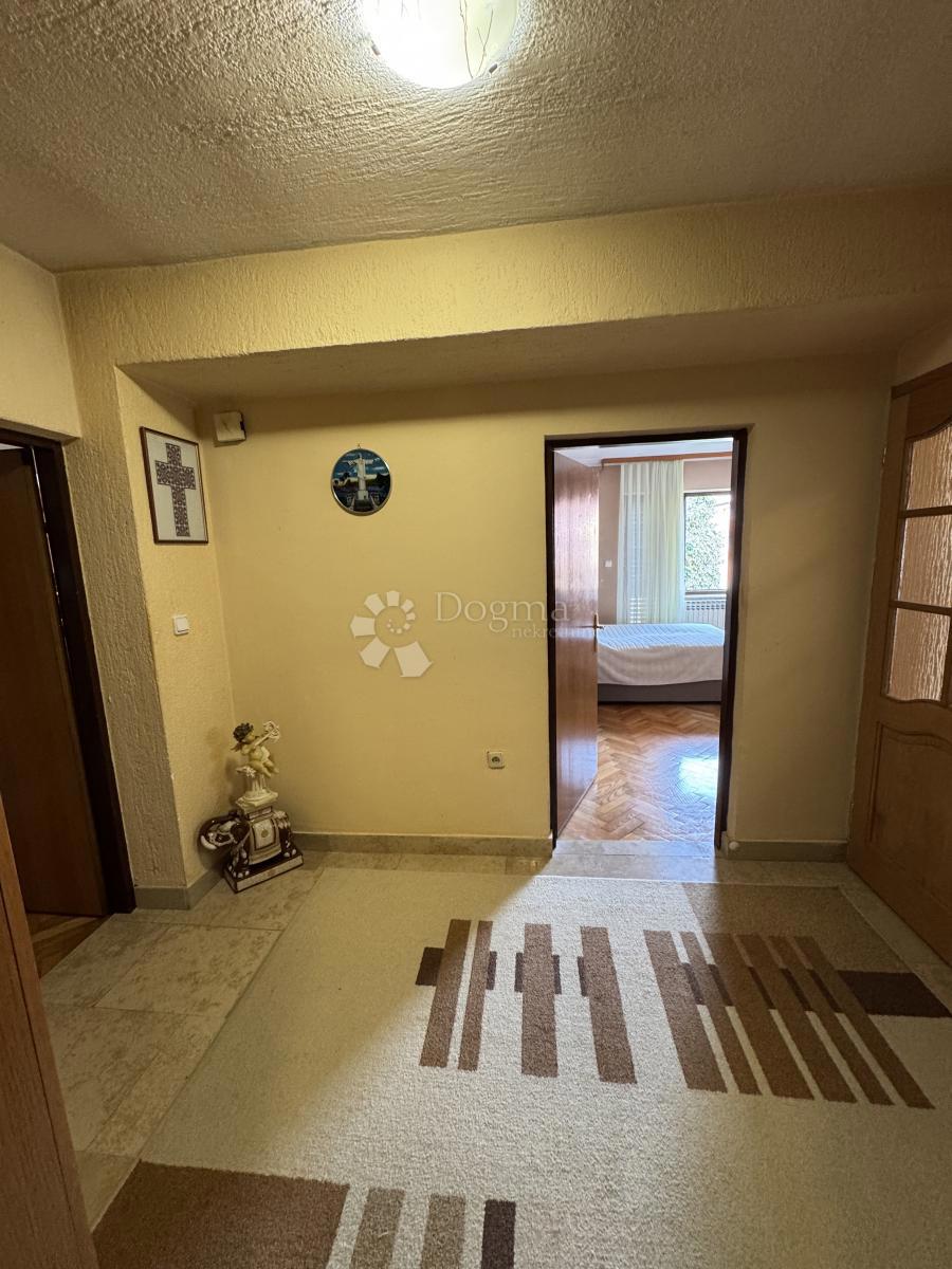 Hiša Brestje, Sesvete, 425,33m2