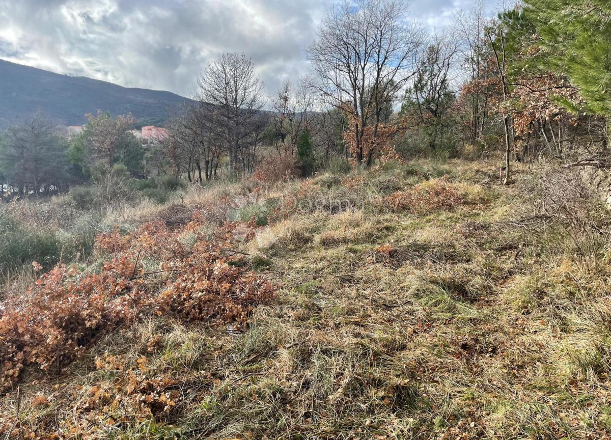 Zazidljivo zemljišče Tugare, Omiš, 750m2