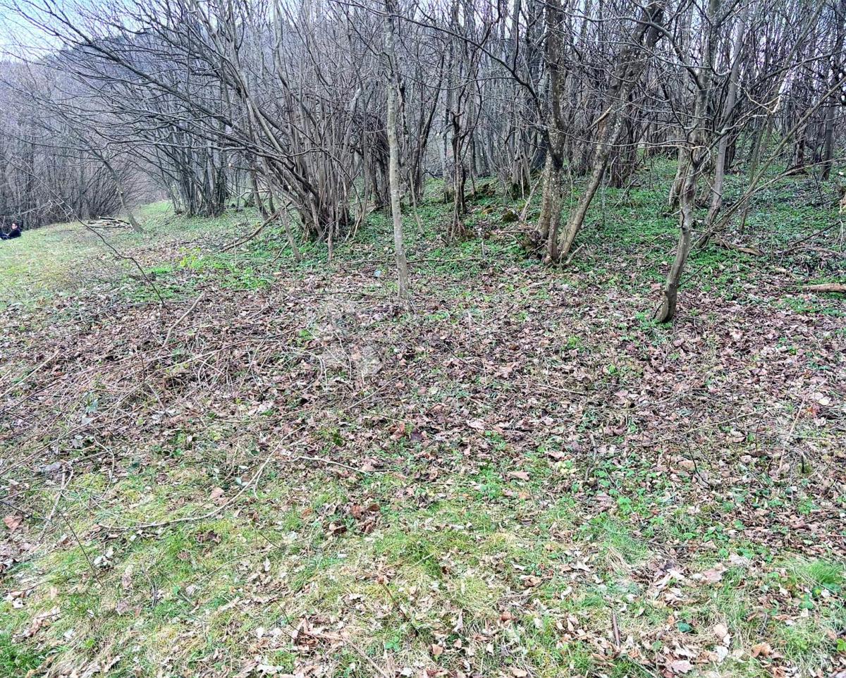 Zazidljivo zemljišče Ogulin, 4.600m2