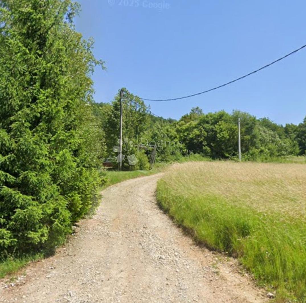 Zazidljivo zemljišče Ogulin, 4.600m2