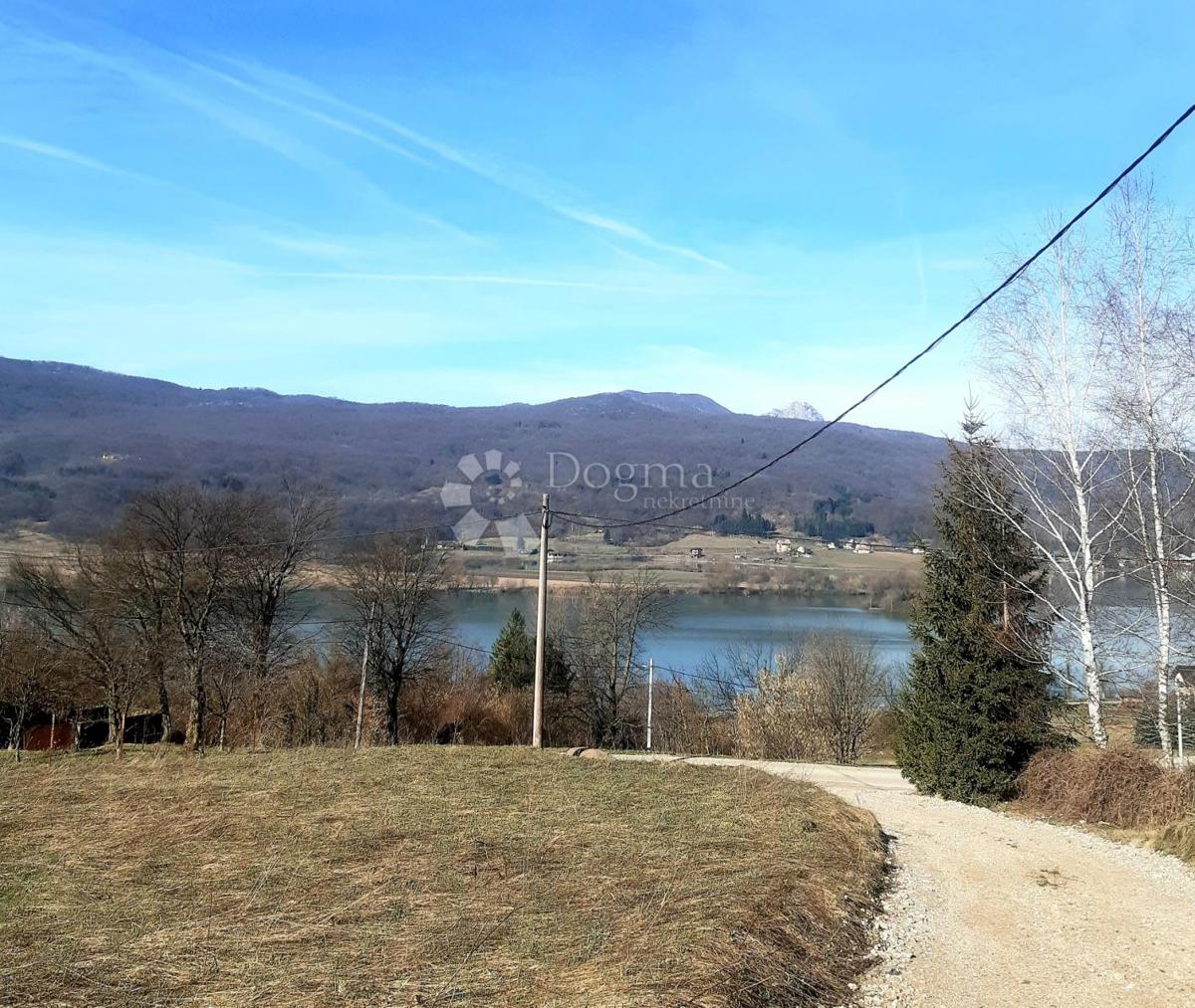 Zazidljivo zemljišče Ogulin, 4.600m2