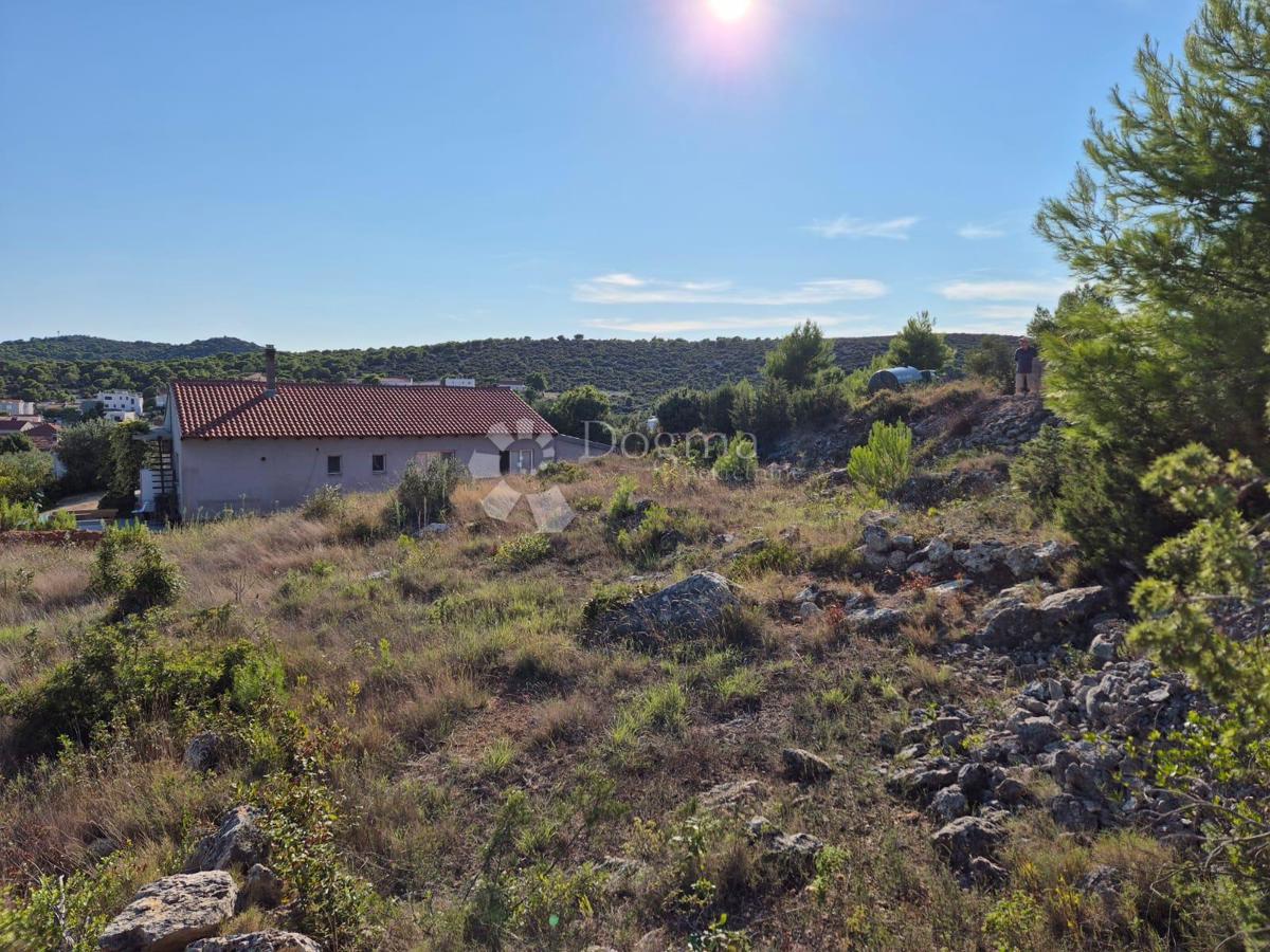 TISNO - Gradbeno zemljišče 700m2