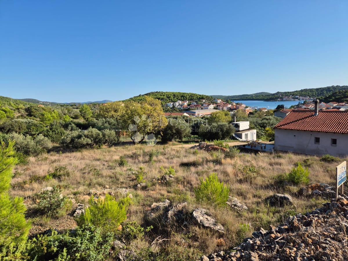 TISNO - Gradbeno zemljišče 700m2