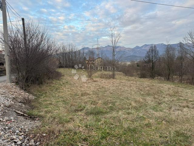 Zazidljivo zemljišče Klana, 1.657m2