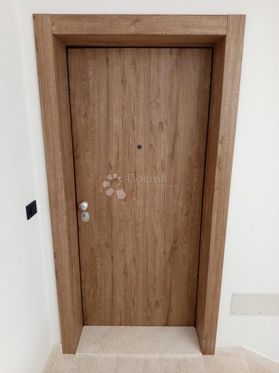 Stanovanje Valdebek, Pula, 55m2