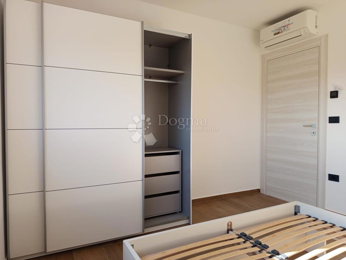 Stanovanje Valdebek, Pula, 55m2