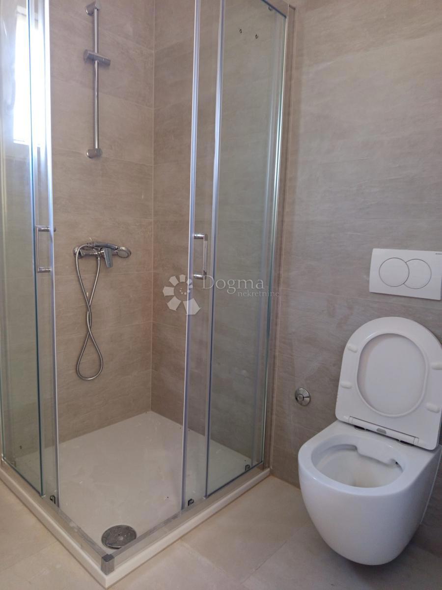 Stanovanje Valdebek, Pula, 55m2