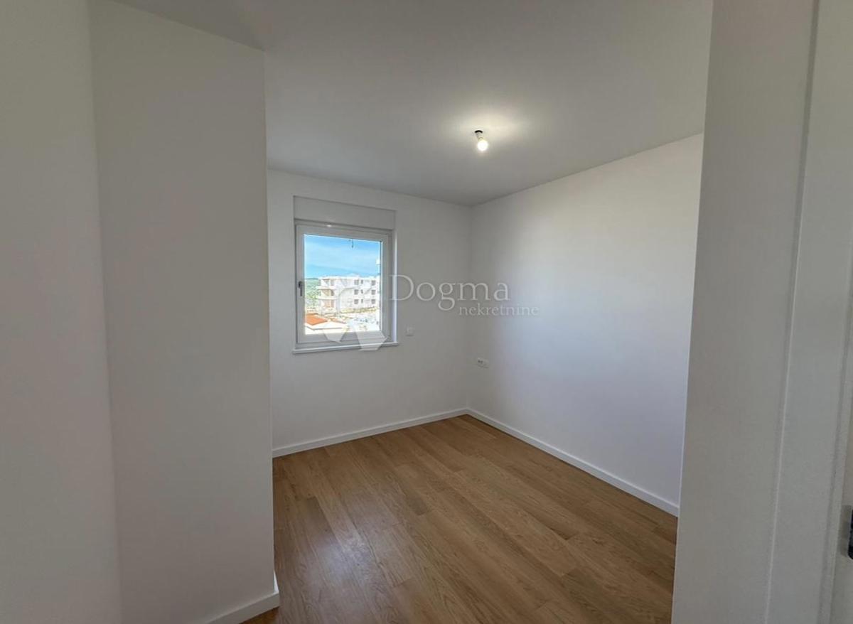 Apartma Novalja, 72m2