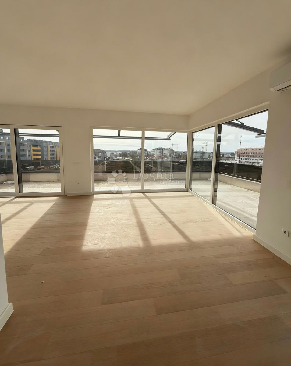 Stanovanje Centar, Velika Gorica, 142,43m2