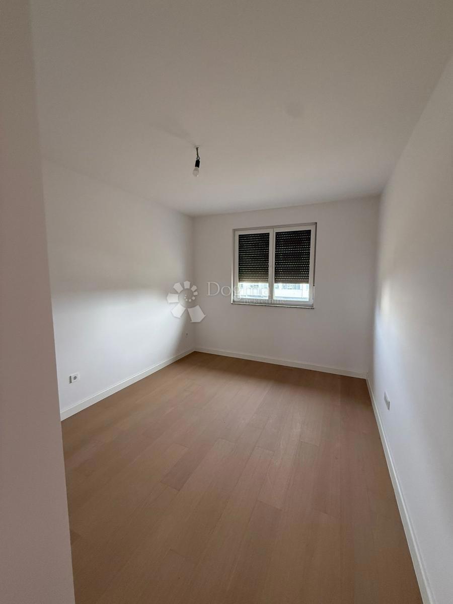 Stanovanje Centar, Velika Gorica, 142,43m2