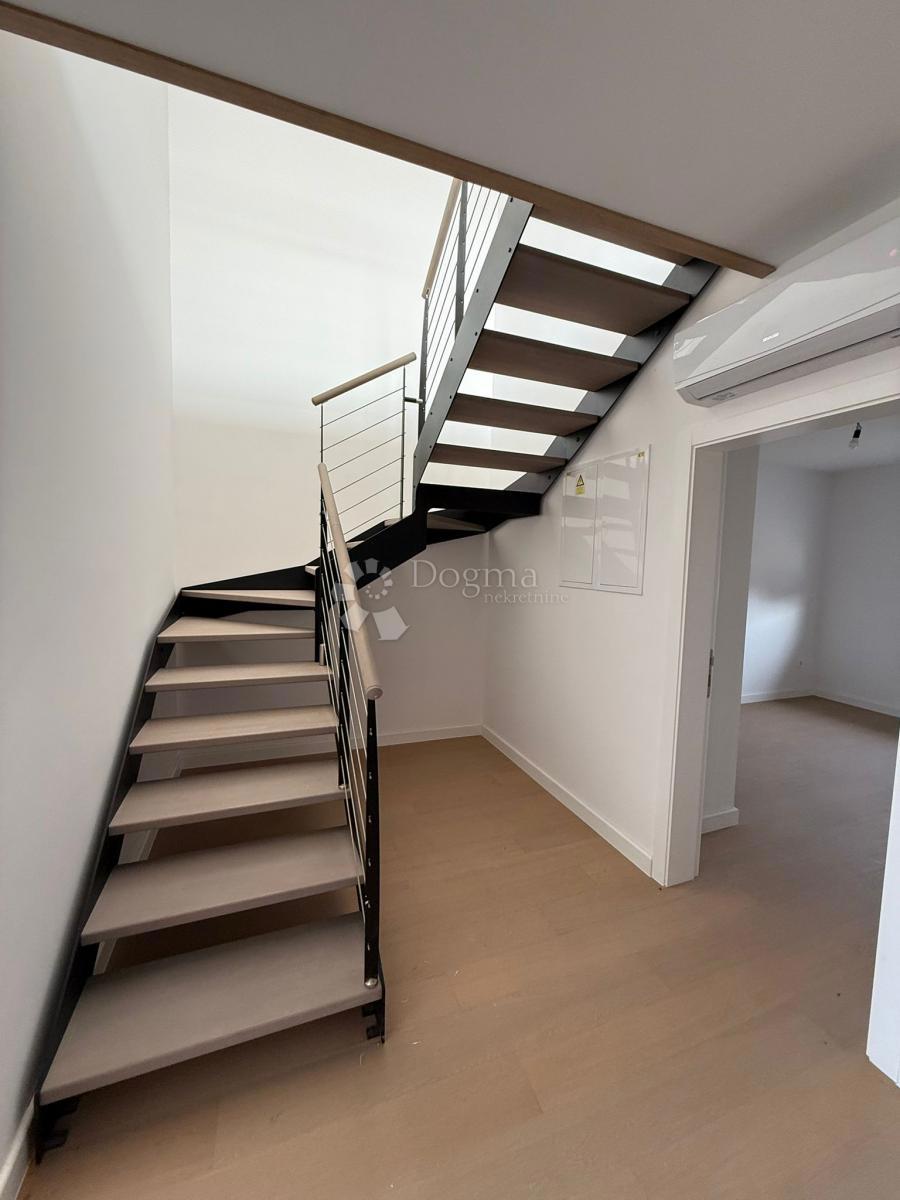 Stanovanje Centar, Velika Gorica, 142,43m2