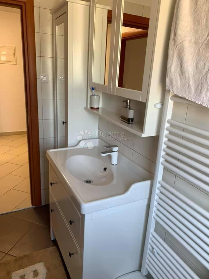 Stanovanje Veli vrh, Pula, 67m2