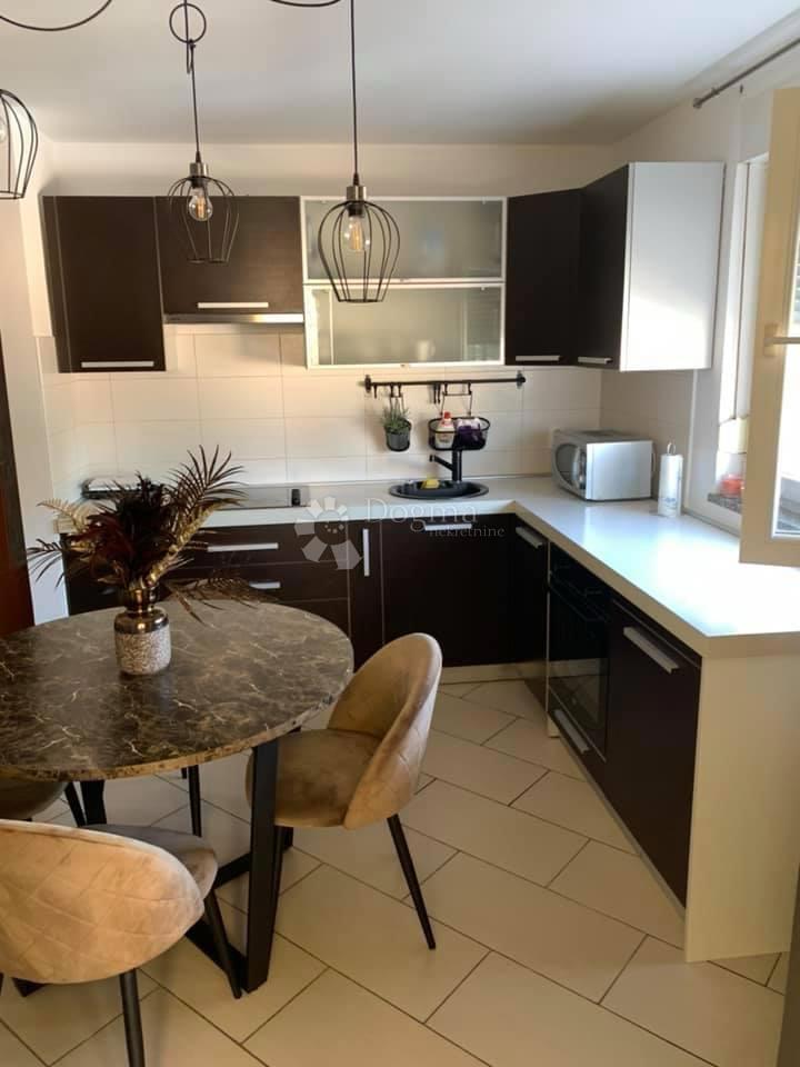 Stanovanje Veli vrh, Pula, 67m2