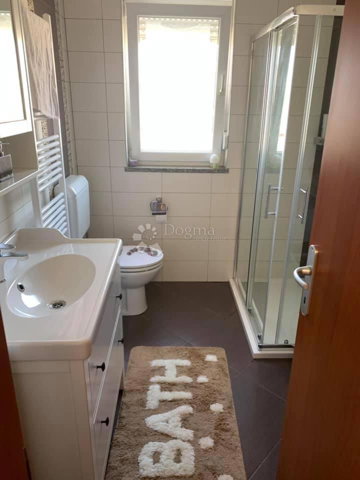 Stanovanje Veli vrh, Pula, 67m2