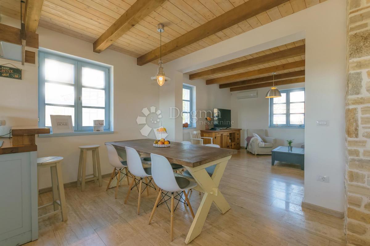 Hiša Svetvinčenat, 178m2