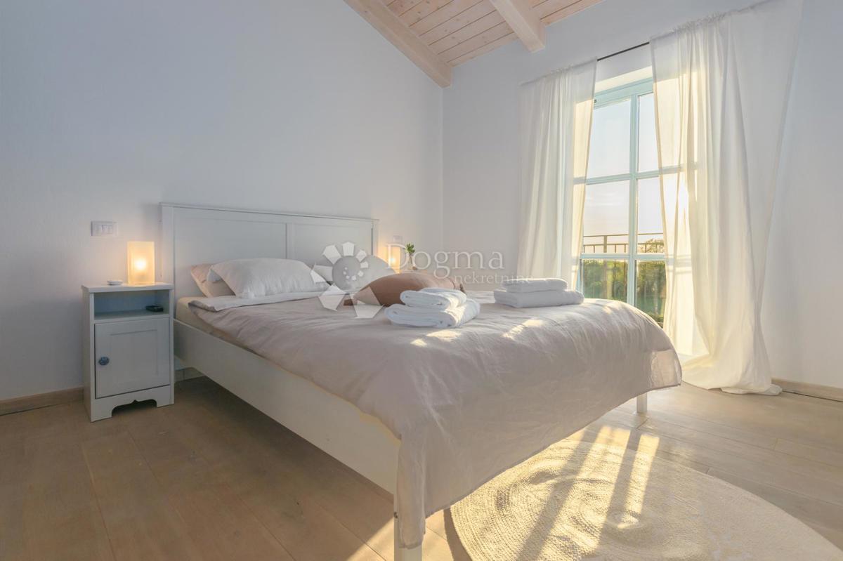 Hiša Svetvinčenat, 178m2