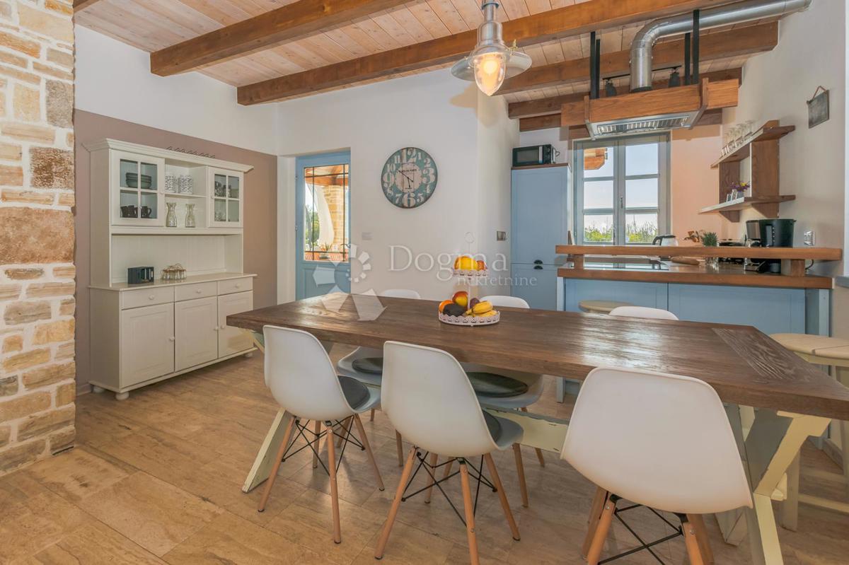 Hiša Svetvinčenat, 178m2