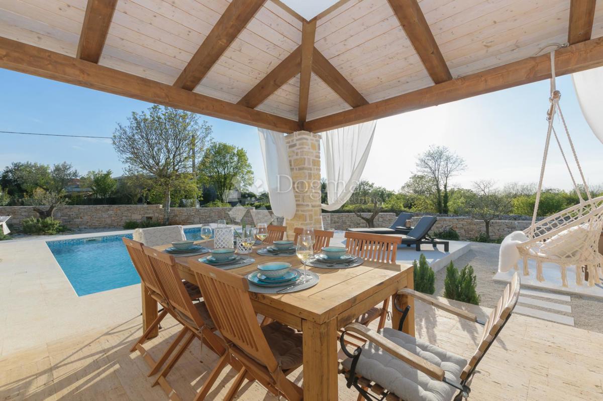 Hiša Svetvinčenat, 178m2