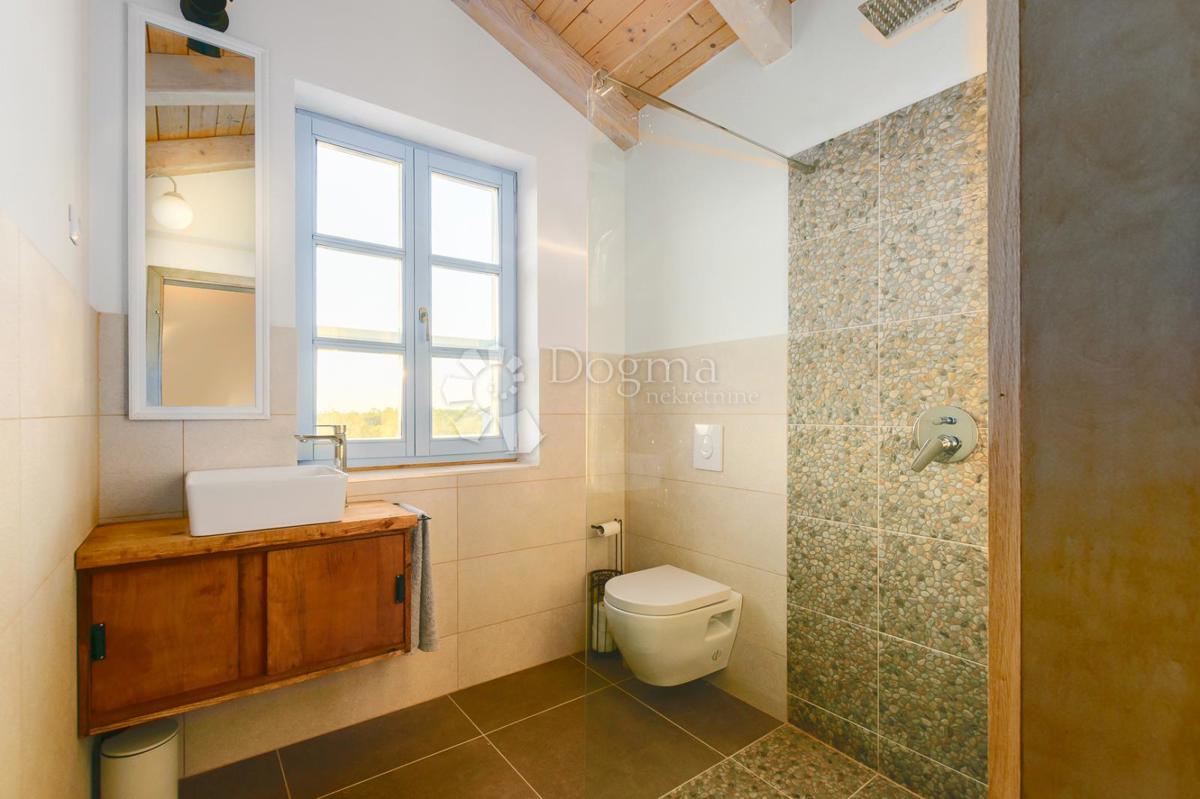 Hiša Svetvinčenat, 178m2