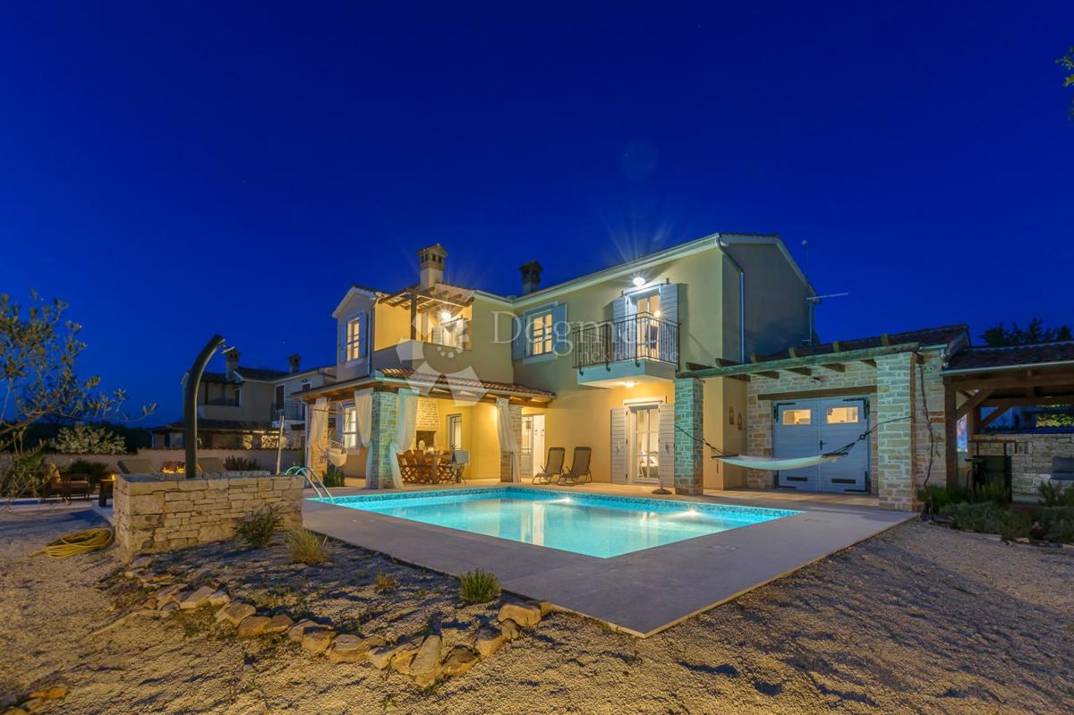 Hiša Svetvinčenat, 178m2