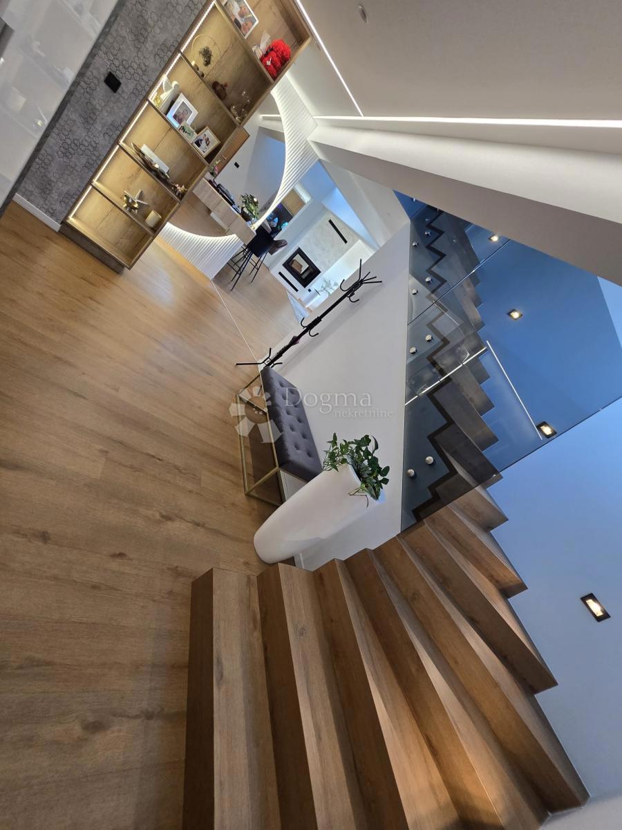 Hiša Sračinec, 280m2