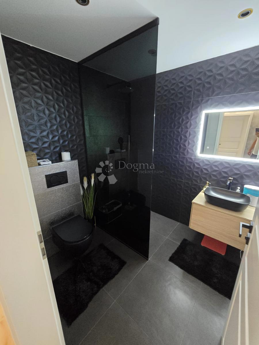 Hiša Sračinec, 280m2