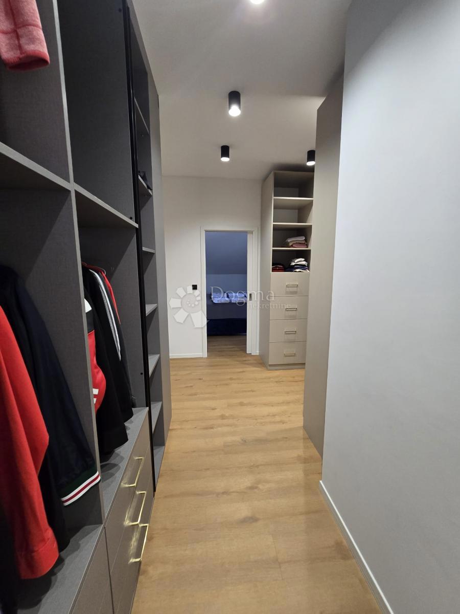 Hiša Sračinec, 280m2