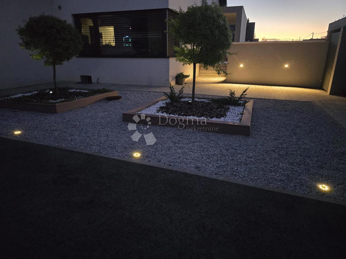 Hiša Sračinec, 280m2