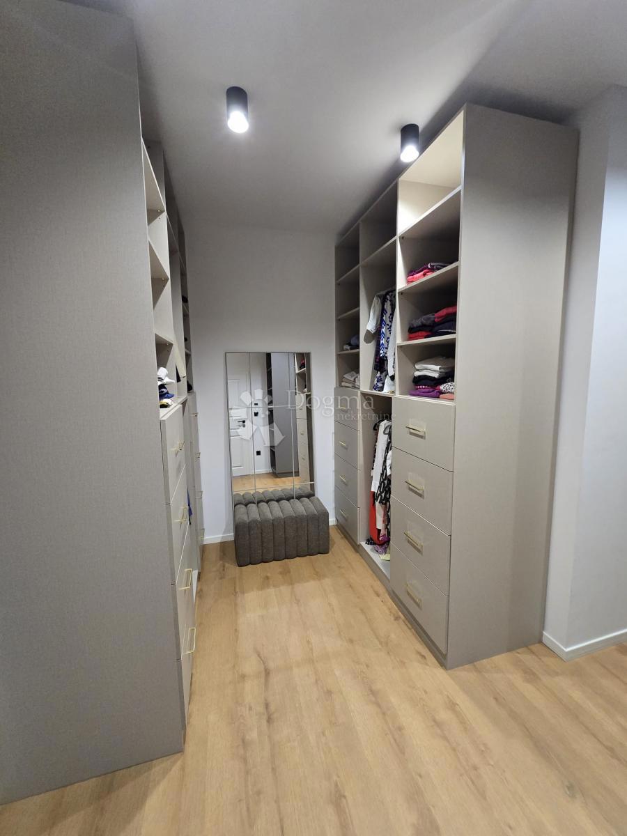 Hiša Sračinec, 280m2