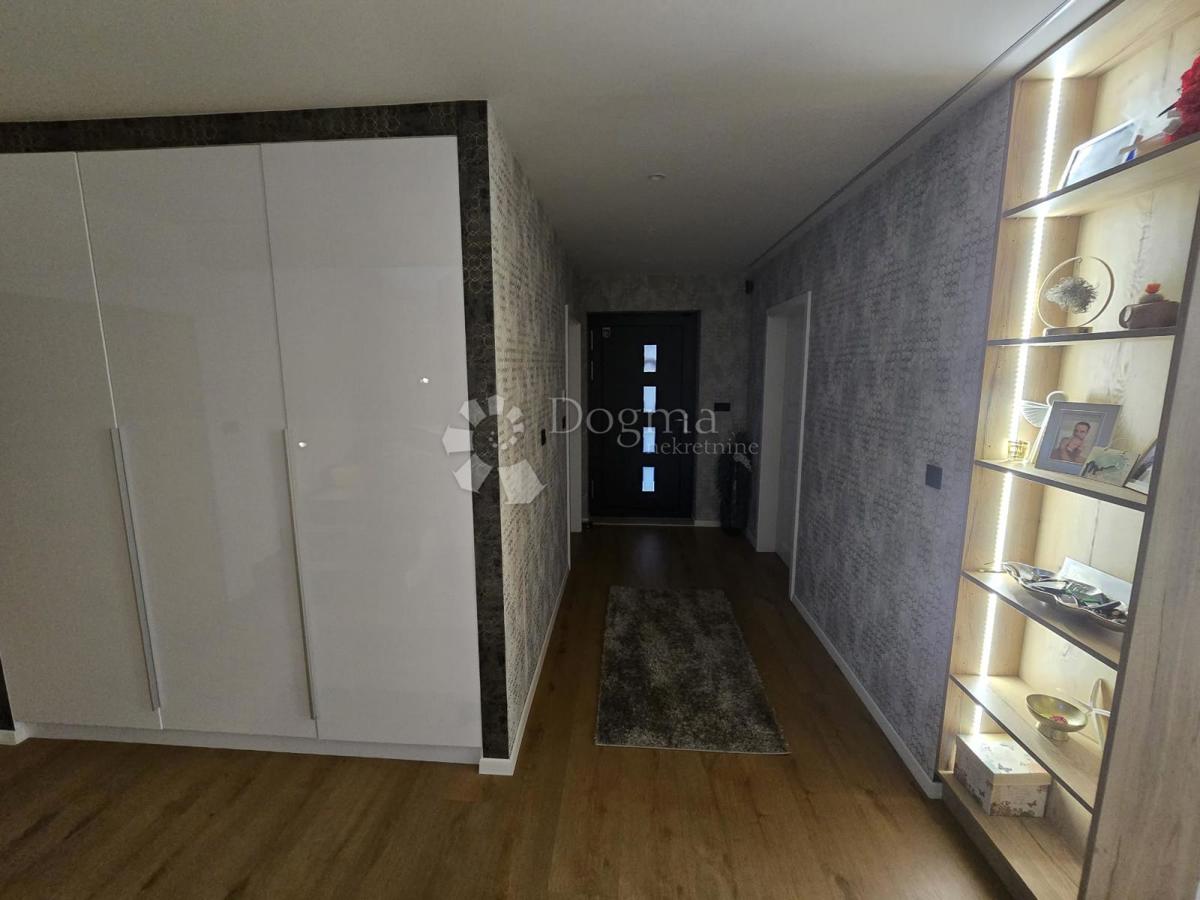 Hiša Sračinec, 280m2