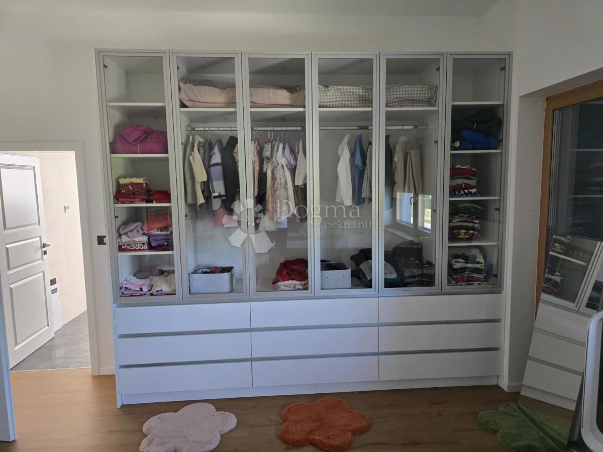 Hiša Sračinec, 280m2