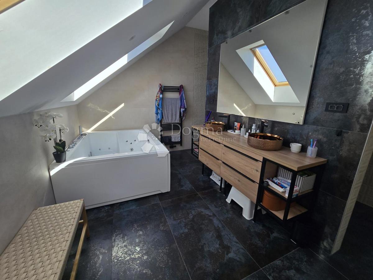 Hiša Sračinec, 280m2