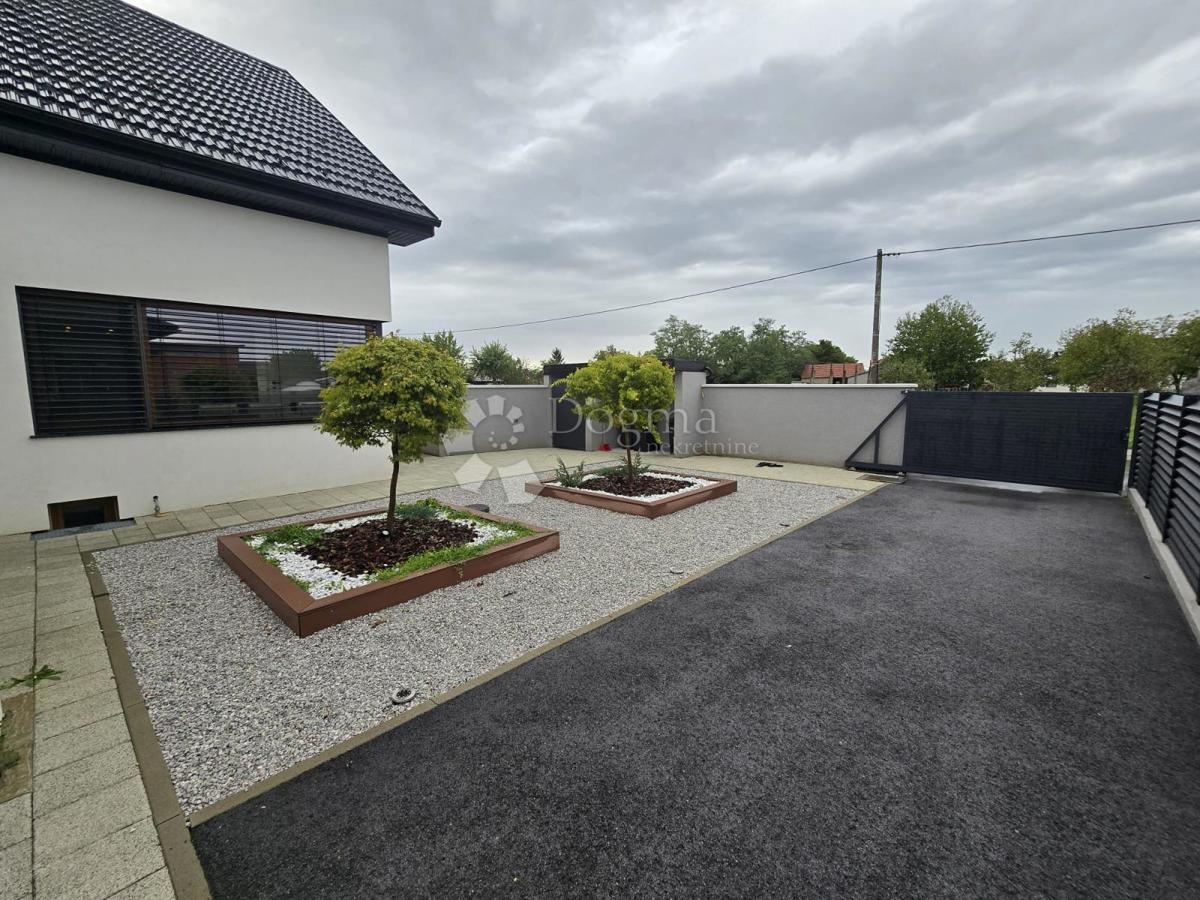 Hiša Sračinec, 280m2