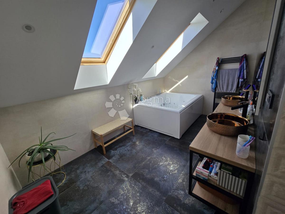 Hiša Sračinec, 280m2