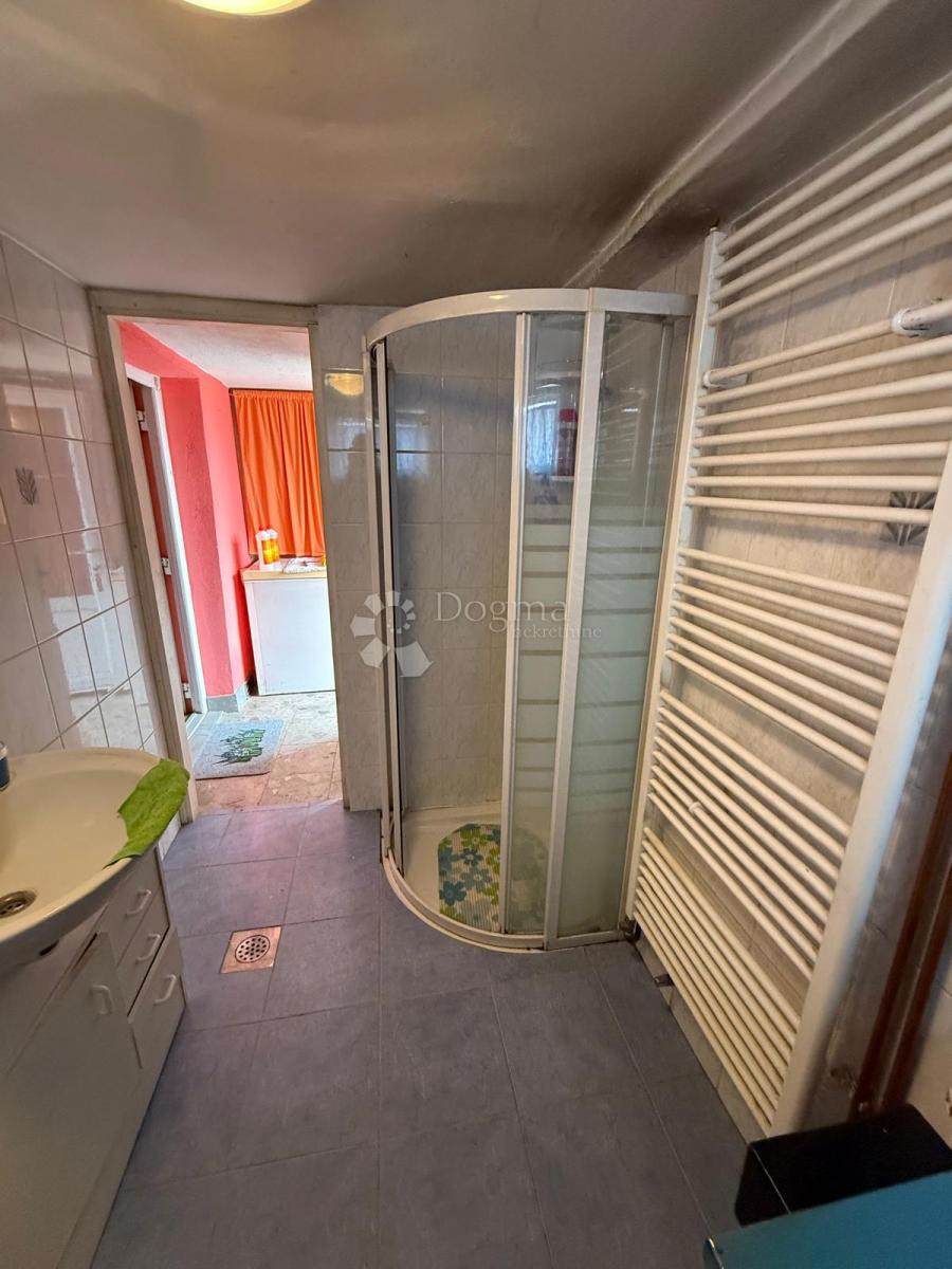 Hiša Turčin, Gornji Kneginec, 164m2