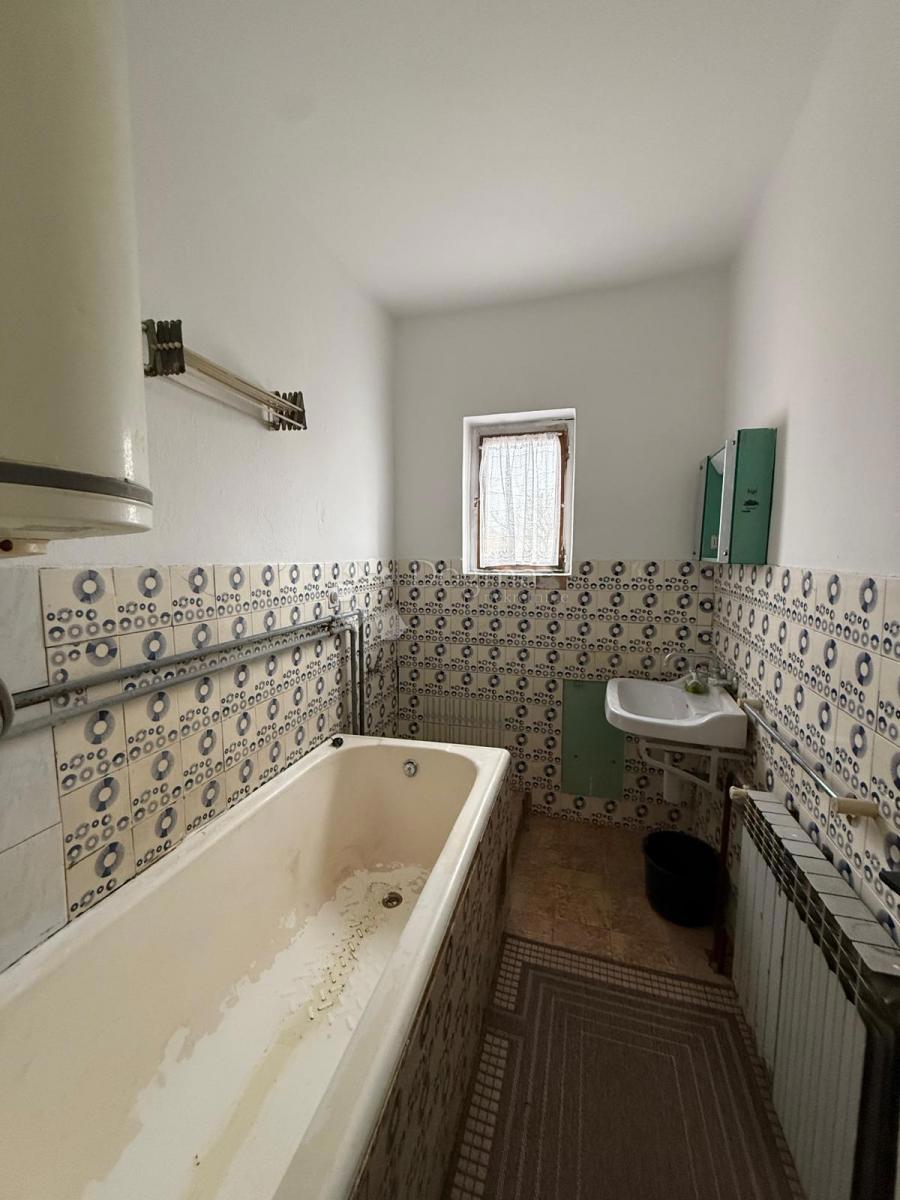 Hiša Turčin, Gornji Kneginec, 164m2