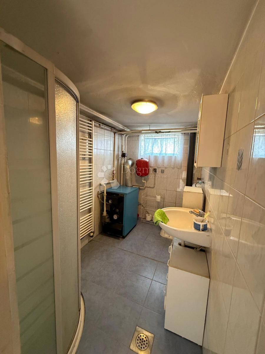 Hiša Turčin, Gornji Kneginec, 164m2