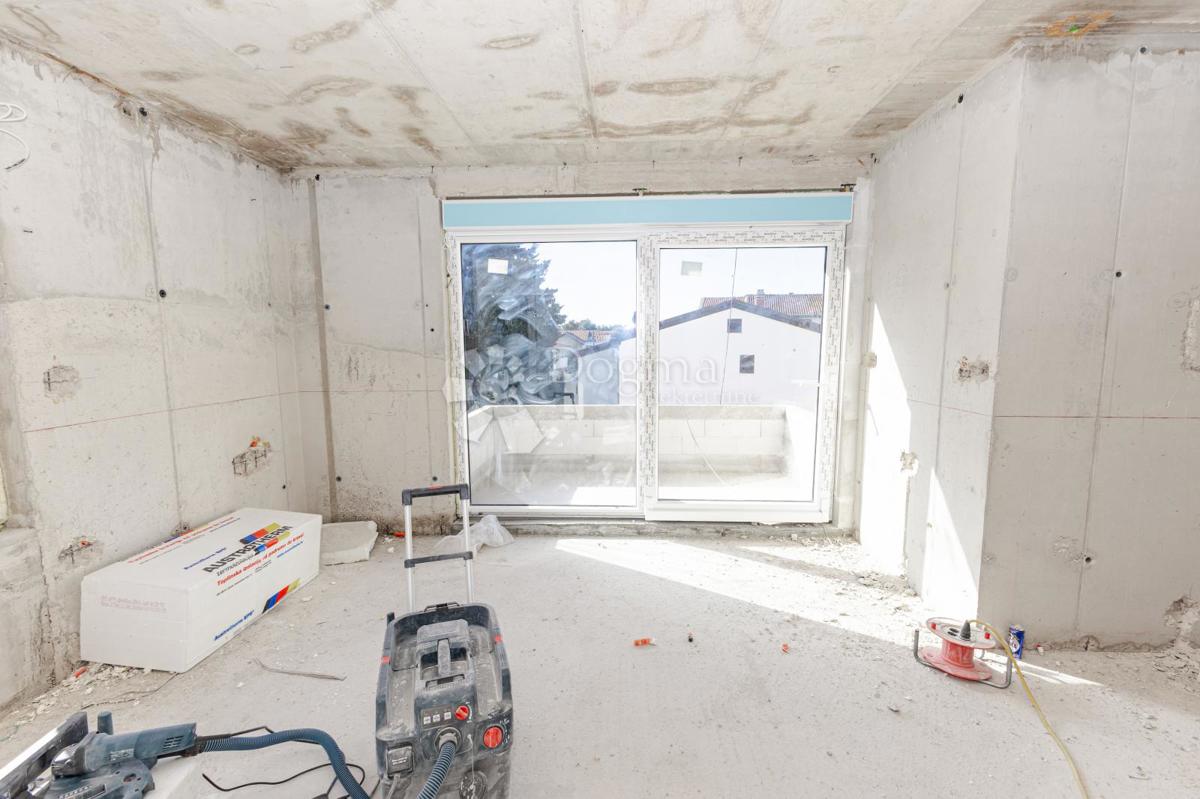 Stanovanje Pirovac, 61m2