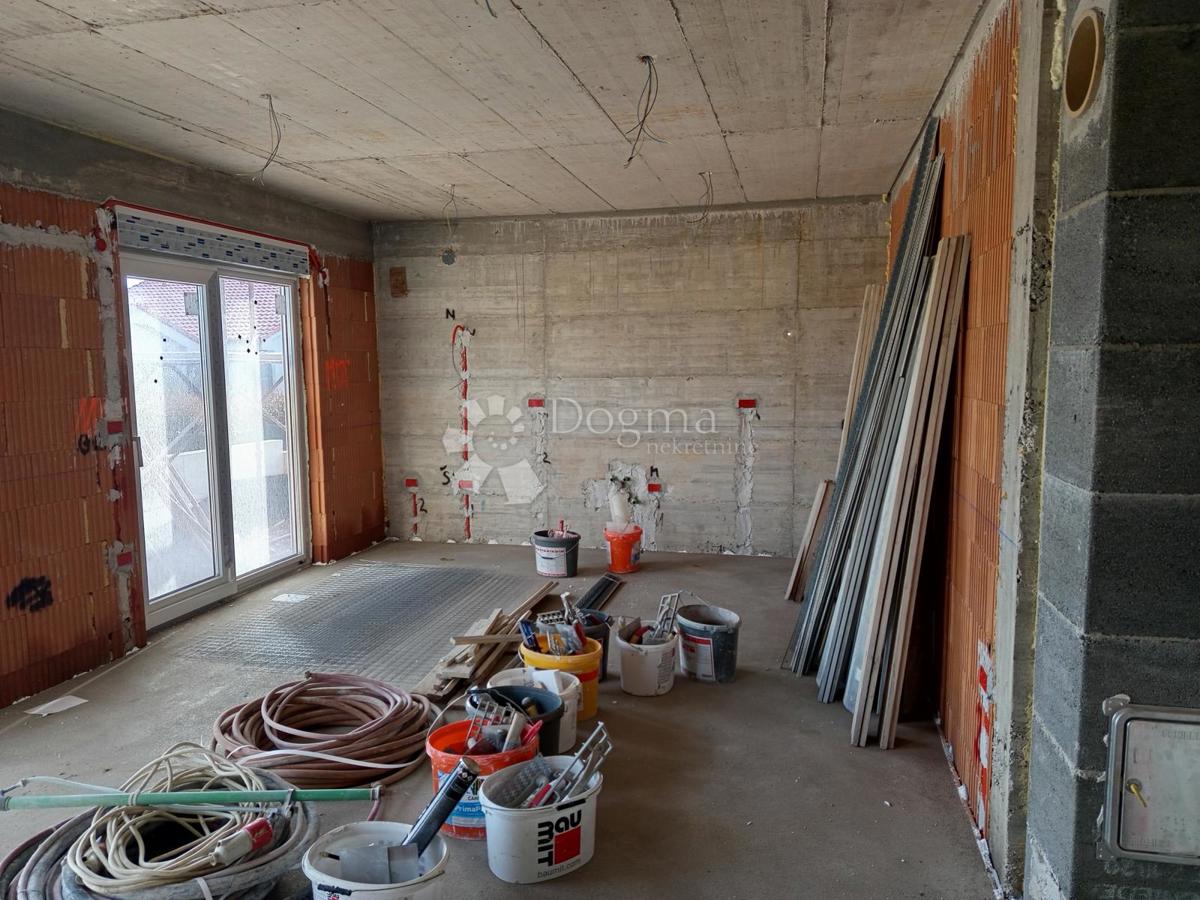 Stanovanje Monteserpo - Komunal, Pula, 42,75m2