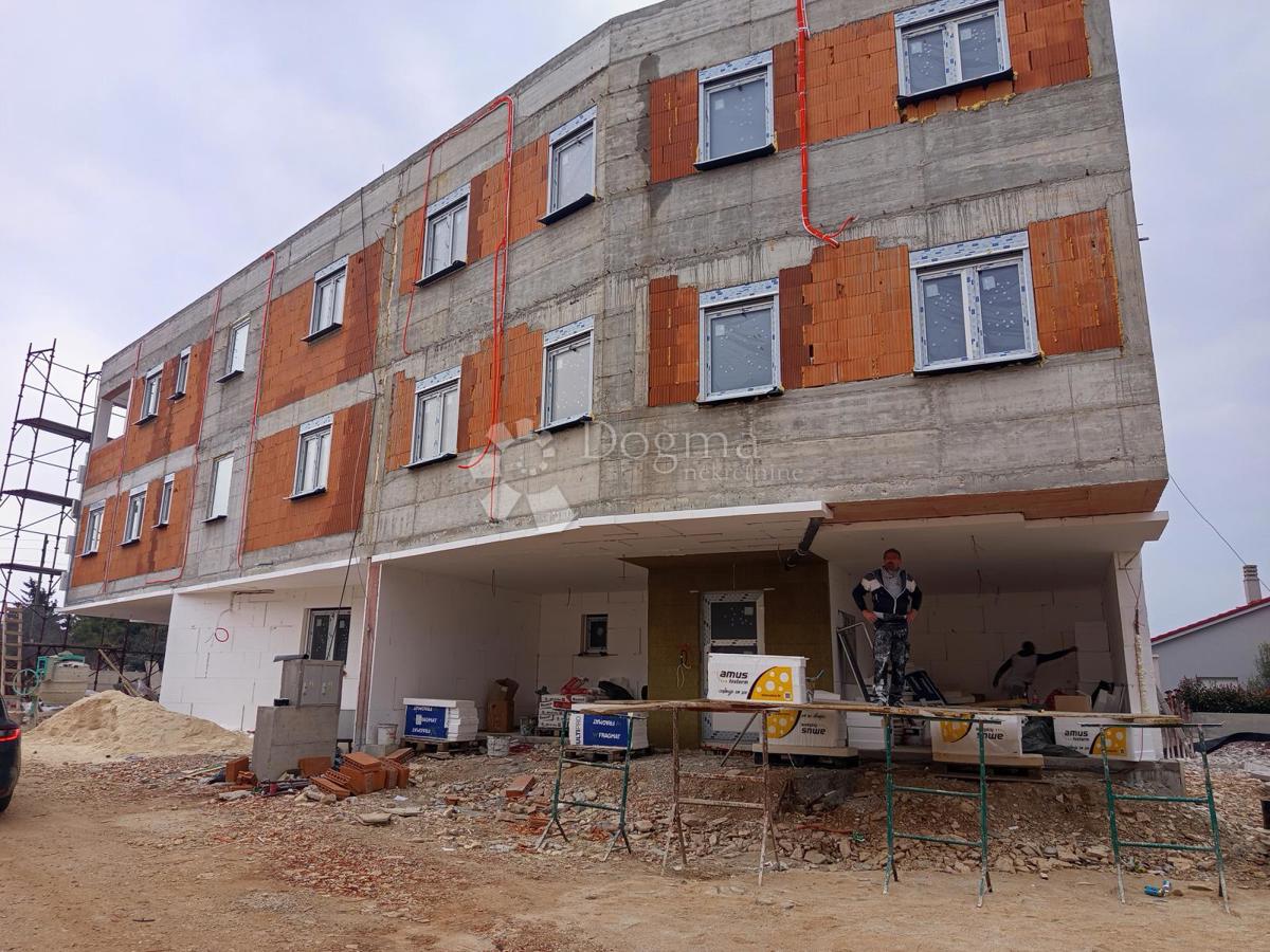 Stanovanje Monteserpo - Komunal, Pula, 42,75m2