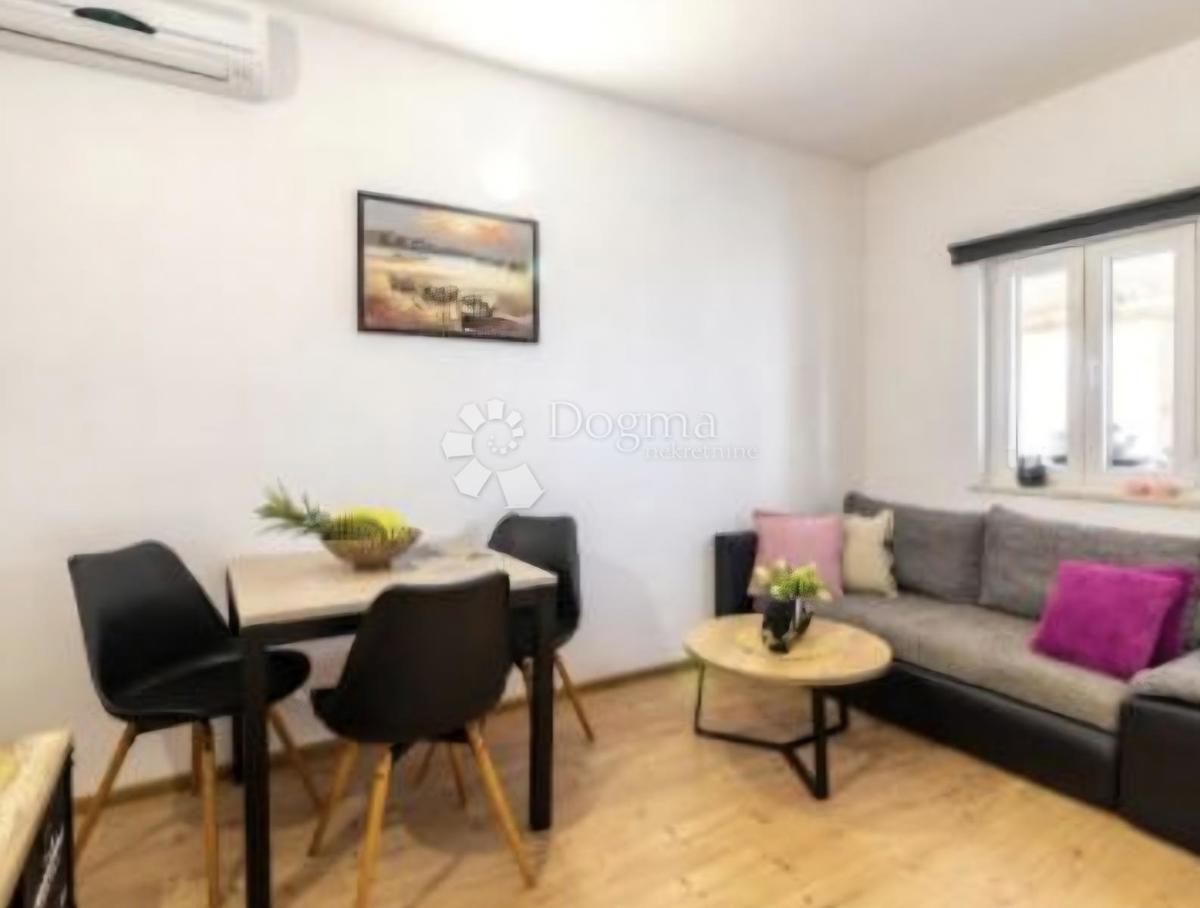 Stanovanje Dugi Rat, 89,98m2