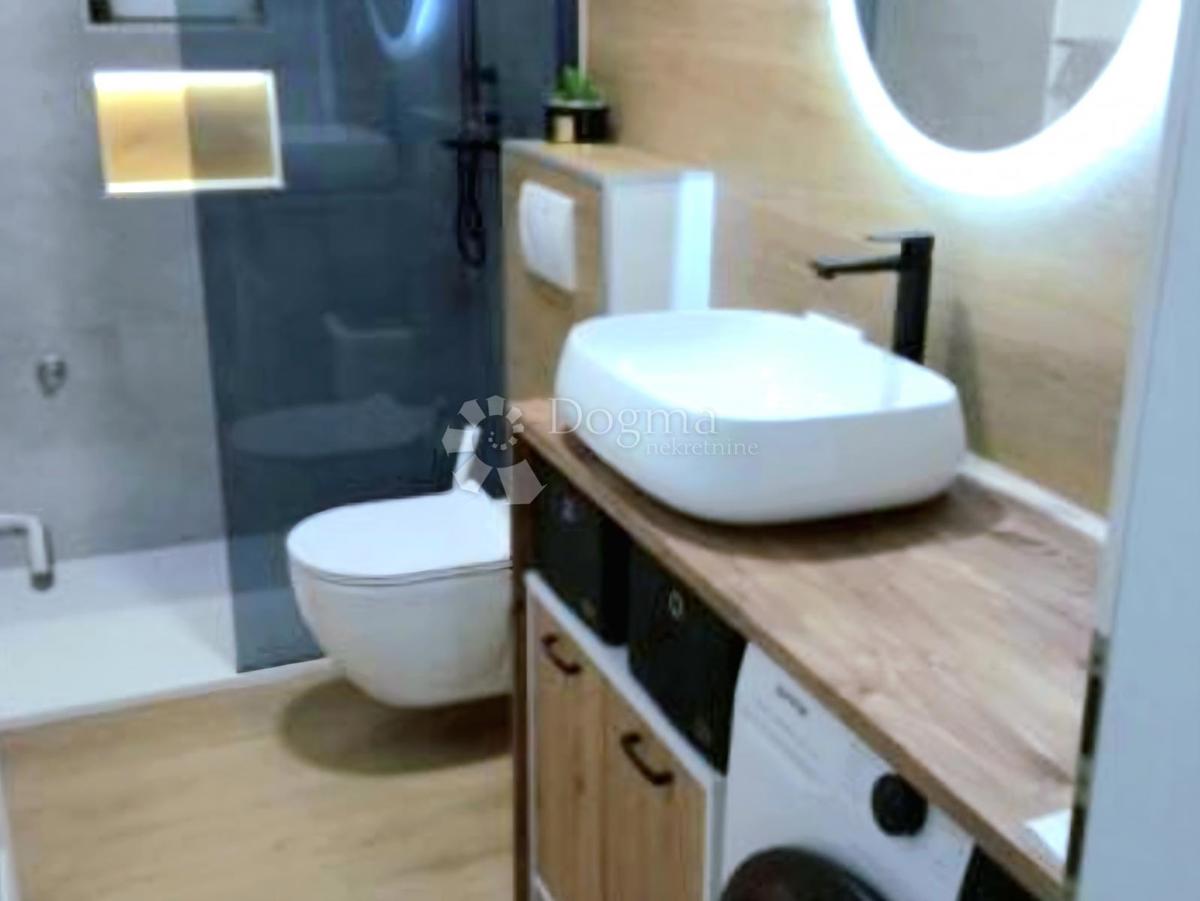 Stanovanje Dugi Rat, 89,98m2